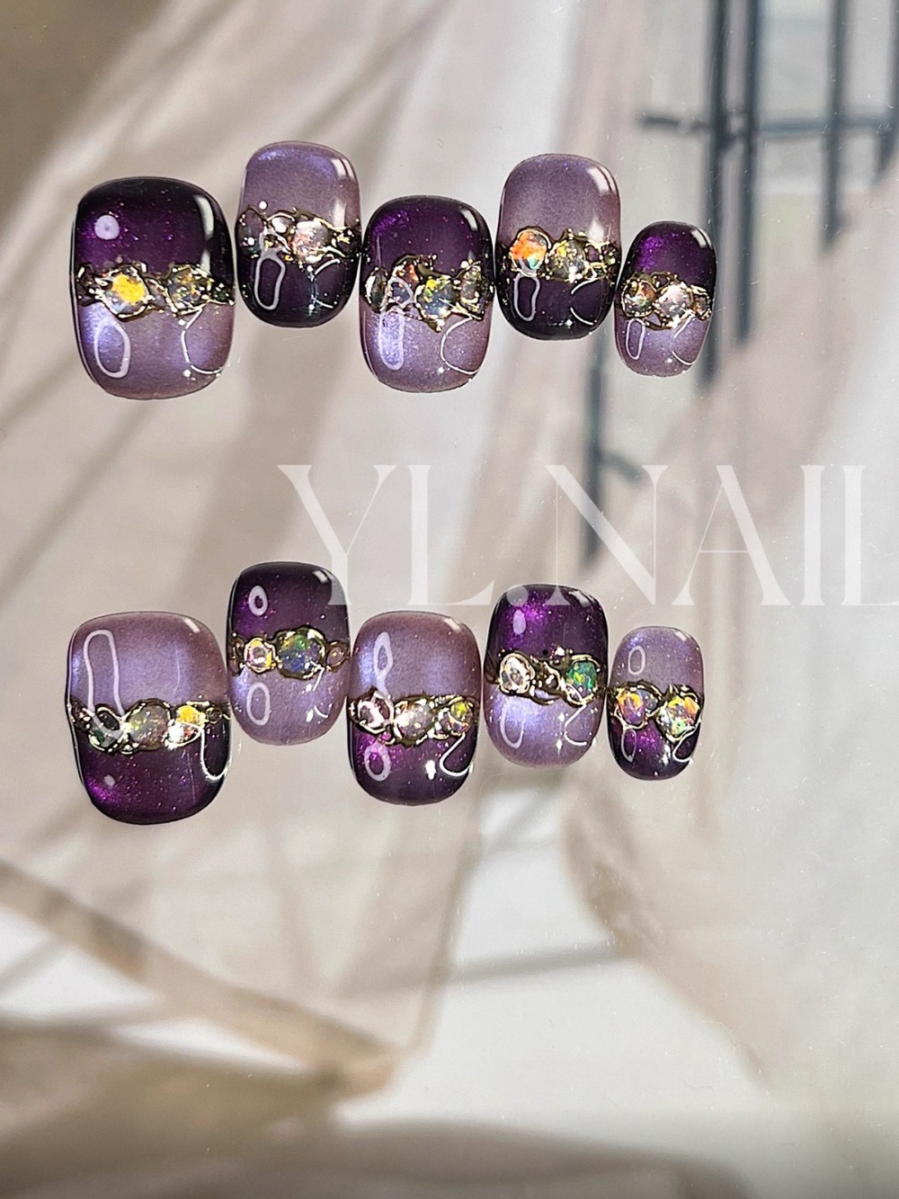 Purple Ombre Rhinestone Press-On Nail Set